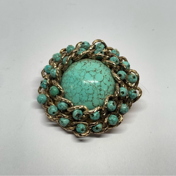 Hong Kong Jewelry - Vintage unsigned Hong Kong Hubble style acrylic turquoise beaded goldtone brooch